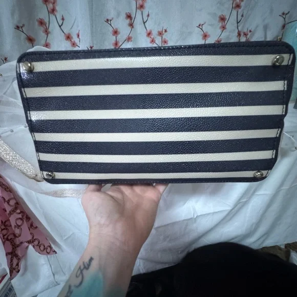 Kate Spade story book Blue and Cream Striped Tote Bag 💕 - Picture 6 of 14